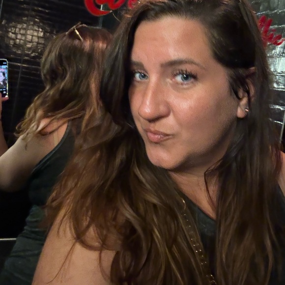 Meet your Posher, Jordan - Picture 1 of 1